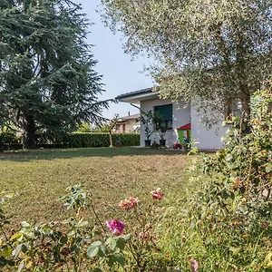 casa-bibi-31048.hotelslidodijesolo.com/